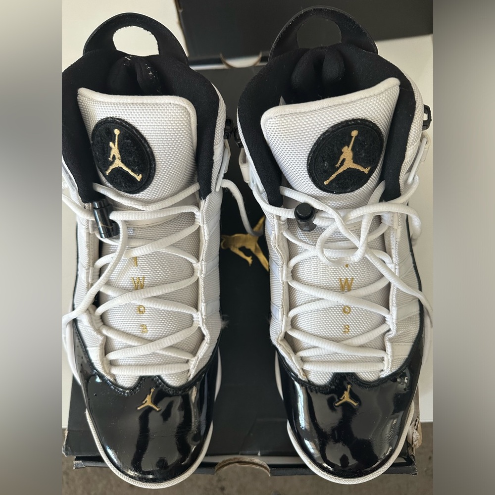 Jordan 6 size 12 1/2 US. Used but in great condition with box. - Picture 2 of 5
